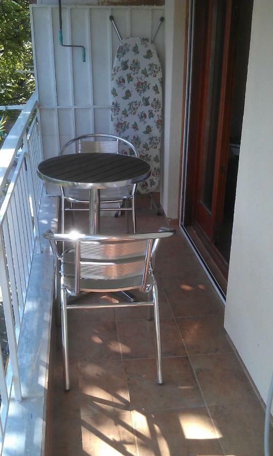 Apartment 60M From Sea! Nea Kallikrateia Zewnętrze zdjęcie